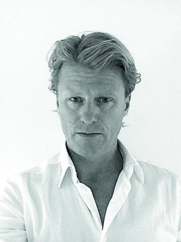 Jannik Falhof, praktiserende læge