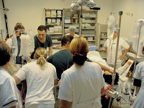 FORSKELLIGE SCENARIER TRÆNES OG OPTAGES PÅ VIDEO. Foto: Klaus Larsen