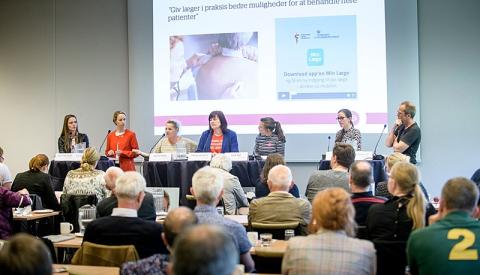 Panelet: Ellen Trane Nørby (V, Julie Skovsby (S), Karina Adsbøl (DF), Karina Lorentzen (SF), Lotte Rod (R), Mai Mercado (K), Peder Hvelplund (EL).