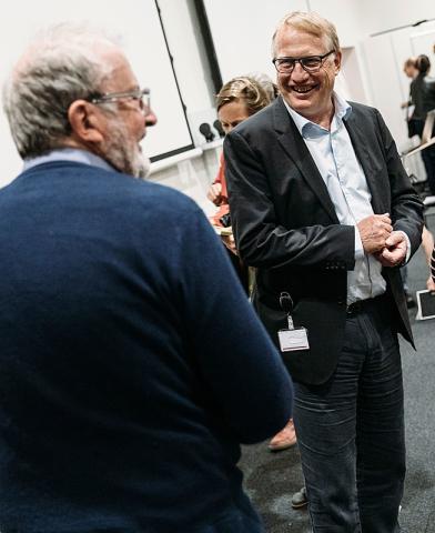 Denne aften var Per Fink ikke at finde på øretævernes holdeplads. Foto: Tobias Nicolai