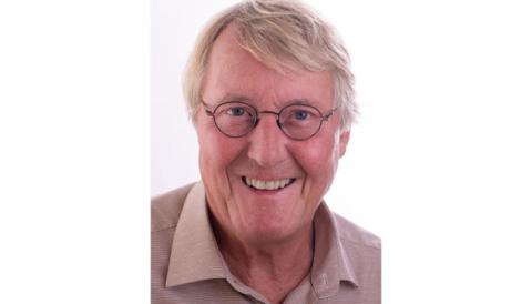 Tidligere lægefaglig direktør i Hospitalsenhed Midt, Christian Møller-Nielsen: »Egentlig burde det være helt åbenlyst, hvad der er det bedste for patienterne, nemlig at tilbyde den undersøgelse, der giver størst mulighed for at påvise sygdom«.