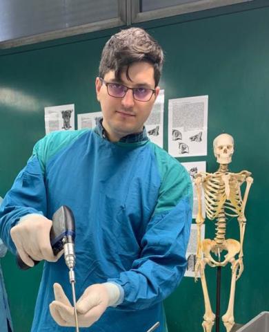 Nikita Simonsen er vokset op både i Rusland og i Ukraine. Hans mor er gift med en dansk mand og flyttede for flere år siden til Sønderjylland. Som teenager gik Nikita et år på efterskole ved Gråsten. Derfor taler han næsten flydende dansk. Privat foto