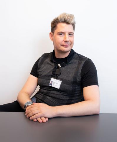 Ældrepsykiatriske patienter har ikke en stor patientforening, der taler deres sag, siger Nicolas Rescalvo Hansen. Foto: Claus Bech 