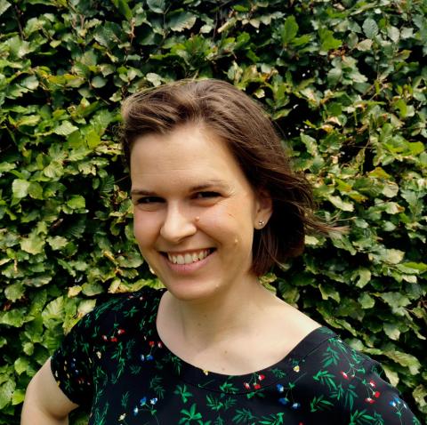 Mie Lin Bastholm er 36 år, Gift med Tor Bastholm Larsen, mor til tre børn på et, fire og seks år, og har siden november 2018 været ­bosiddende i Høyanger Kommune på den norske vestkyst. Foto: Privat