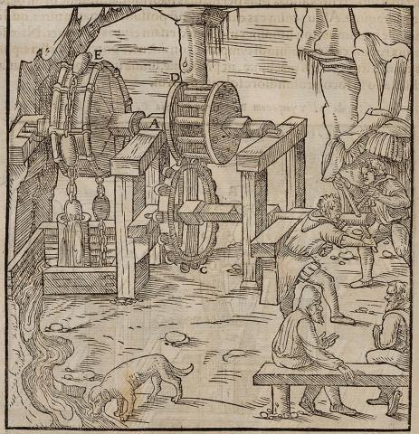 Med et stagnerende eller faldende befolkningstal skulle der tænkes kreativt for at udnytte arbejdskraften bedst muligt. Fra slutningen af 1300-tallet tog den teknologiske udvikling fart. Med avancerede udvekslinger og gear kunne såvel vand- og vindkraften som menneskelige kræfter udnyttes mere effektivt. Træsnittet fra 1556 er fra et værk om teknologien inden for minedrift. Ved hjælp af en sindrig udveksling kan to mand trække vand op fra mineskakten (Wellcome Library).